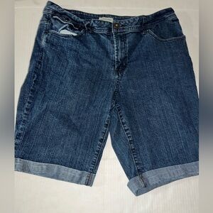St. John’s Bay Women’s Size 16 Bermuda Denim Shorts Cuffed